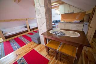 Гостевой дом Guesthouse Sandra Колашин Апартаменты-студио-8
