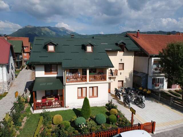 Гостевой дом Guesthouse Sandra Колашин-3