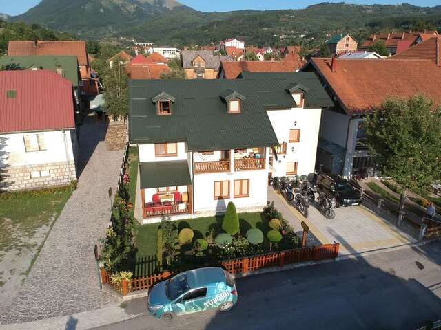 Гостевой дом Guesthouse Sandra Колашин-23